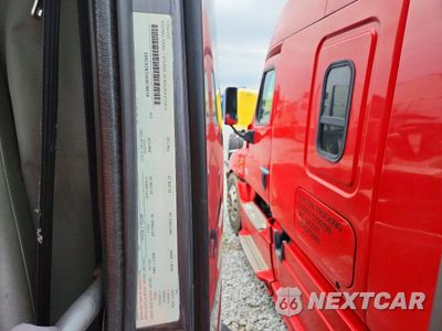 Zdjęcie 13 z 14 samochodu: 2020 VOLVO VNL SEMI TRUCK VIN:4V4NC9EH5LN242665 - miniatura