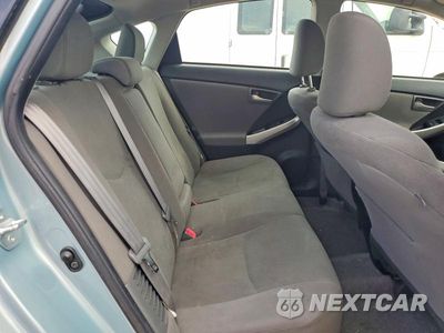 Zdjęcie 10 z 13 samochodu: 2014 TOYOTA PRIUS TWO VIN:JTDKN3DU9E1829224 - miniatura