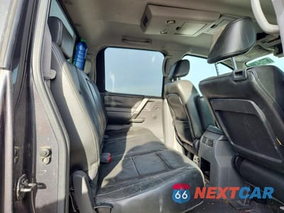 Zdjęcie 10 z 12 samochodu: 2005 NISSAN TITAN XE VIN:1N6AA07B75N516338 - miniatura