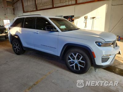 Czwarte zdjęcie samochodu z boku: 2025 JEEP GRAND CHEROKEE LIMITED VIN:1C4RJHBG5SC323846 - miniatura