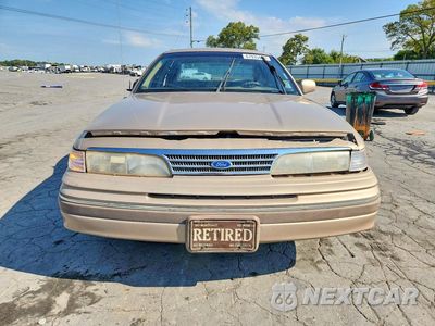 Piąte zdjęcie samochodu w środku: 1993 FORD CROWN VICTORIA VIN:2FACP73WXPX176976 - miniatura