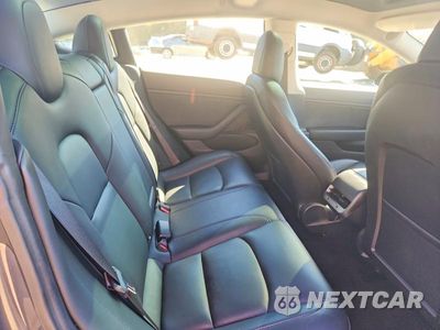 Zdjęcie 10 z 12 samochodu: 2018 TESLA MODEL 3 VIN:5YJ3E1EB8JF119514 - miniatura