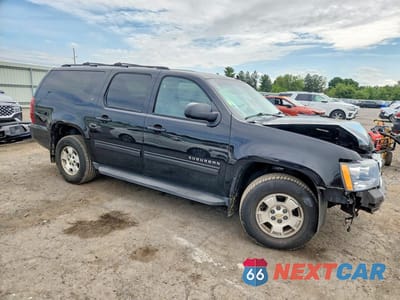 Czwarte zdjęcie samochodu z boku: 2011 CHEVROLET SUBURBAN K1500 LT VIN:1GNSKJE32BR307798 - miniatura