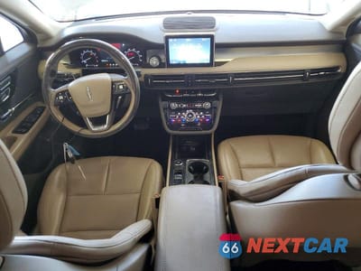 Zdjęcie 8 z 14 samochodu: 2020 LINCOLN CORSAIR VIN:5LMCJ1C93LUL17819 - miniatura