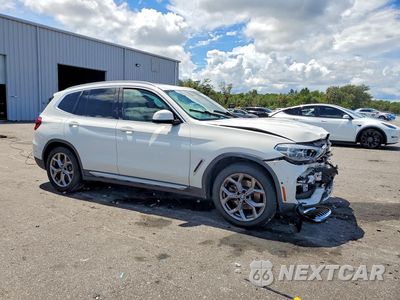 Czwarte zdjęcie samochodu z boku: 2021 BMW X3 XDRIVE30I VIN:5UXTY5C04M9H17423 - miniatura
