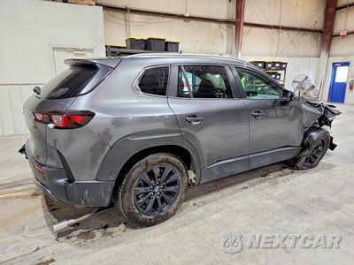 Trzecie zdjęcie samochodu z tyłu: 2026 MAZDA CX-50 PREFERRED VIN:7MMVABBL9TN494775 - miniatura