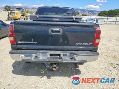 Zdjęcie 6 z 12 samochodu: 2003 CHEVROLET SILVERADO K1500 VIN:2GCEK19T031148774 - miniatura