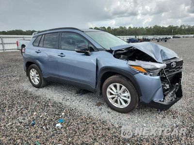 Czwarte zdjęcie samochodu z boku: 2026 TOYOTA COROLLA CROSS LE VIN:7MUCAAAG3TV190329 - miniatura