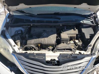 Zdjęcie 12 z 14 samochodu: 2011 TOYOTA SIENNA XLE 8-PASSENGER VIN:5TDYK3DCXBS041674 - miniatura