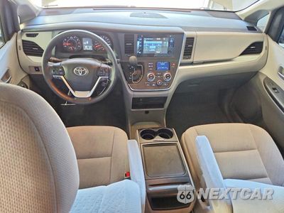 Zdjęcie 8 z 13 samochodu: 2015 TOYOTA SIENNA LE VIN:5TDJK3DC5FS100654 - miniatura