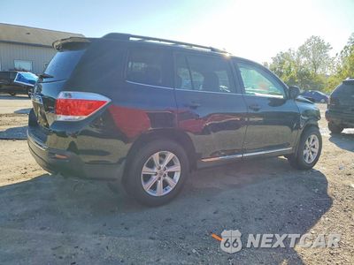 Trzecie zdjęcie samochodu z tyłu: 2012 TOYOTA HIGHLANDER SE VIN:5TDZK3EH8CS082384 - miniatura