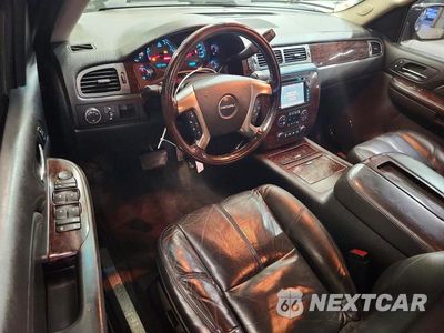 Zdjęcie 8 z 12 samochodu: 2007 GMC NEW SIERRA DENALI VIN:2GTEK638071698841 - miniatura
