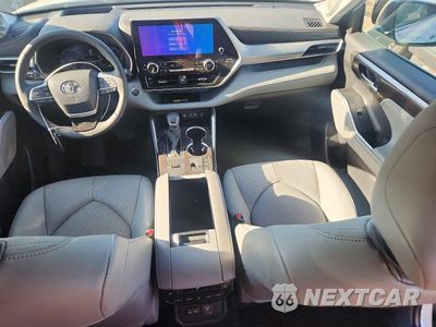 Zdjęcie 8 z 13 samochodu: 2026 TOYOTA HIGHLANDER HYBRID PLATINUM VIN:5TDEBRCHXTS719490 - miniatura