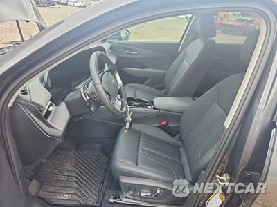 Zdjęcie 7 z 13 samochodu: 2026 AUDI Q3 S-LINE VIN:WA1ABCFJ5T1036209 - miniatura
