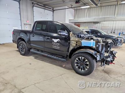 Czwarte zdjęcie samochodu z boku: 2024 NISSAN TITAN PRO-4X VIN:1N6AA1ED4RN100778 - miniatura