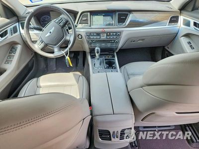 Zdjęcie 8 z 13 samochodu: 2015 HYUNDAI GENESIS 3.8L VIN:KMHGN4JE2FU090038 - miniatura