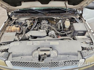 Zdjęcie 11 z 13 samochodu: 2005 CHEVROLET SILVERADO C2500 HEAVY DUTY VIN:1GCHC24UX5E249225 - miniatura