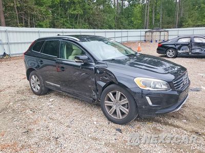 Czwarte zdjęcie samochodu z boku: 2017 VOLVO XC60 T5 INSCRIPTION VIN:YV440MRU4H2017153 - miniatura