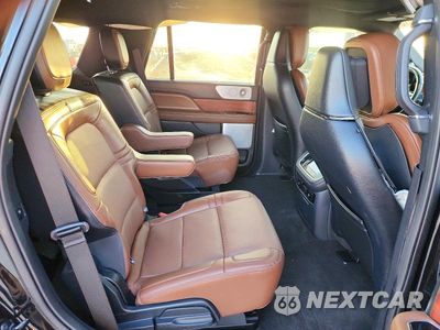 Zdjęcie 11 z 13 samochodu: 2024 LINCOLN NAVIGATOR RESERVE VIN:5LMJJ2LG4REL03863 - miniatura