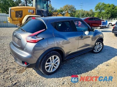 Trzecie zdjęcie samochodu z tyłu: 2016 NISSAN JUKE SV VIN:JN8AF5MV9GT650495 - miniatura