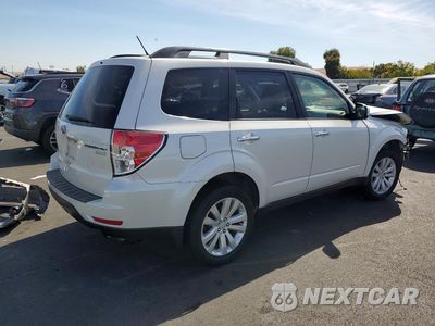 Trzecie zdjęcie samochodu z tyłu: 2013 SUBARU FORESTER 2.5X PREMIUM VIN:JF2SHADC4DG433458 - miniatura