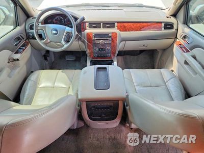 Zdjęcie 8 z 13 samochodu: 2013 CHEVROLET TAHOE C1500 LT VIN:1GNSCBE09DR269806 - miniatura