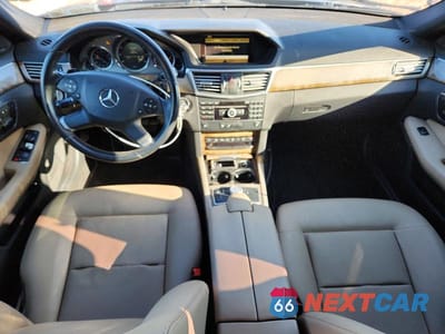 Zdjęcie 8 z 13 samochodu: 2011 MERCEDES-BENZ E 350 4MATIC VIN:WDDHF8HB1BA423131 - miniatura