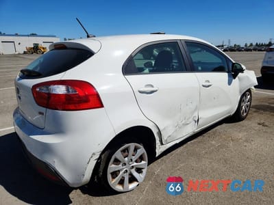 Trzecie zdjęcie samochodu z tyłu: 2013 KIA RIO LX VIN:KNADM5A36D6100678 - miniatura