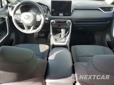 Zdjęcie 8 z 13 samochodu: 2025 TOYOTA RAV4 XLE VIN:2T3P1RFV3SW620519 - miniatura