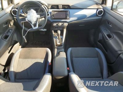Zdjęcie 8 z 12 samochodu: 2025 NISSAN VERSA SV VIN:3N1CN8EV2SL909254 - miniatura