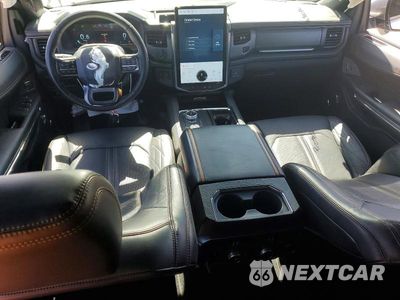 Zdjęcie 8 z 13 samochodu: 2024 FORD EXPEDITION MAX PLATINUM VIN:1FMJK1M86REA06434 - miniatura