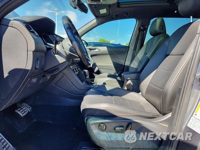 Zdjęcie 7 z 13 samochodu: 2018 VOLKSWAGEN TIGUAN SE VIN:3VV2B7AX3JM197687 - miniatura