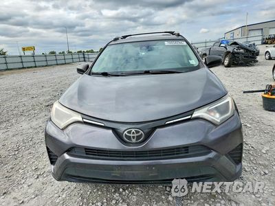Piąte zdjęcie samochodu w środku: 2018 TOYOTA RAV4 LE VIN:JTMZFREV8JJ728689 - miniatura