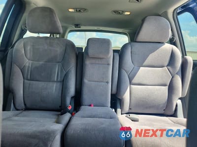 Zdjęcie 10 z 13 samochodu: 2006 HONDA ODYSSEY EX VIN:5FNRL38496B090475 - miniatura