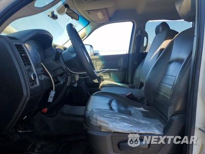 Zdjęcie 7 z 12 samochodu: 2013 RAM 2500 ST VIN:3C6TR4CT0DG529439 - miniatura