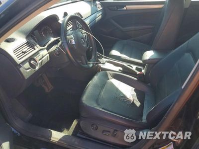 Zdjęcie 7 z 13 samochodu: 2015 VOLKSWAGEN PASSAT S VIN:1VWAT7A33FC040817 - miniatura
