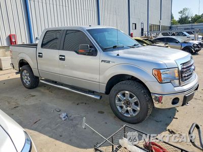 Czwarte zdjęcie samochodu z boku: 2013 FORD F150 SUPERCREW VIN:1FTFW1ET5DFD66637 - miniatura