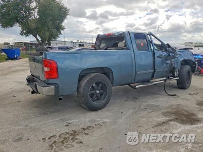 Trzecie zdjęcie samochodu z tyłu: 2011 CHEVROLET SILVERADO C1500 LT VIN:1GCRCSE06BZ439138 - miniatura