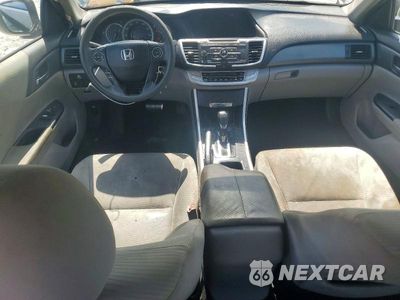 Zdjęcie 8 z 12 samochodu: 2015 HONDA ACCORD LX VIN:1HGCR2F39FA127544 - miniatura