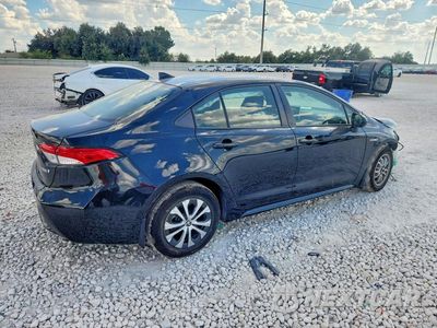 Trzecie zdjęcie samochodu z tyłu: 2021 TOYOTA COROLLA LE VIN:JTDEAMDE6MJ004179 - miniatura