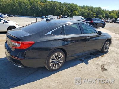 Trzecie zdjęcie samochodu z tyłu: 2018 HONDA ACCORD HYBRID VIN:1HGCV3F1XJA006143 - miniatura