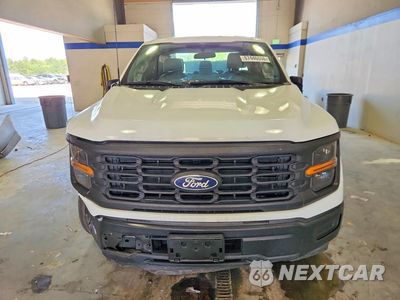 Piąte zdjęcie samochodu w środku: 2025 FORD F150 XL VIN:1FTEX1KP2SKD16198 - miniatura