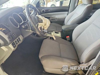 Zdjęcie 7 z 12 samochodu: 2012 TOYOTA TACOMA V6 VIN:5TFLU4EN3CX034281 - miniatura
