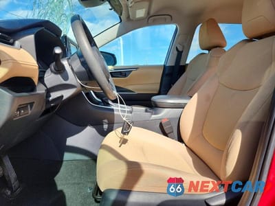 Zdjęcie 7 z 12 samochodu: 2019 TOYOTA RAV4 LE VIN:2T3H1RFVXKW016745 - miniatura