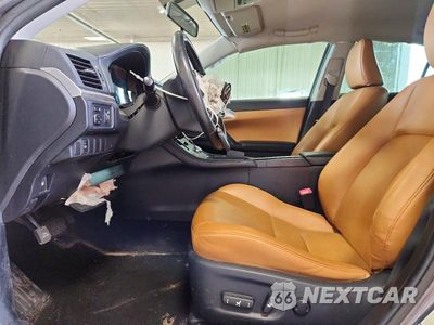 Zdjęcie 7 z 13 samochodu: 2012 LEXUS CT 200 VIN:JTHKD5BH1C2119020 - miniatura