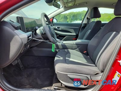 Zdjęcie 7 z 12 samochodu: 2026 HYUNDAI SONATA HYBRID BLUE VIN:KMHL24JJ0TA170021 - miniatura