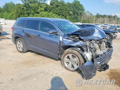 Czwarte zdjęcie samochodu z boku: 2019 TOYOTA HIGHLANDER LIMITED VIN:5TDYZRFH1KS345130 - miniatura