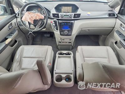 Zdjęcie 8 z 13 samochodu: 2014 HONDA ODYSSEY TOURING VIN:5FNRL5H91EB045942 - miniatura