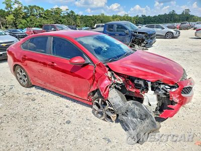 Czwarte zdjęcie samochodu z boku: 2019 KIA FORTE LXS VIN:3KPF24AD0KE050095 - miniatura
