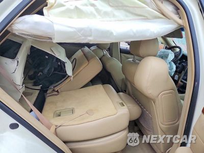 Zdjęcie 11 z 14 samochodu: 2008 CADILLAC SRX VIN:1GYEE637080173672 - miniatura